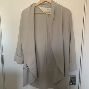Aritzia slouchy blazer size 8 taupe